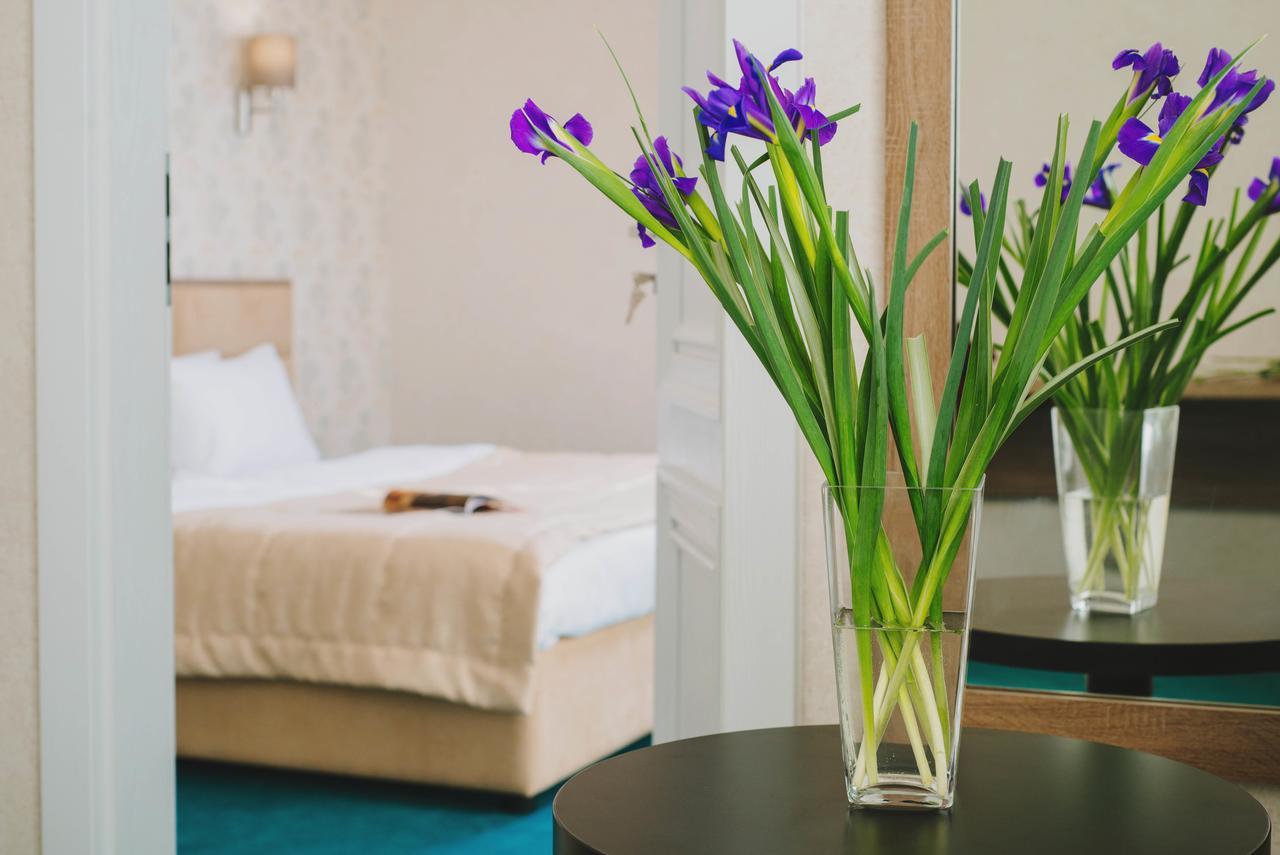 טרוסקבץ Hotel Alkor מראה חיצוני תמונה