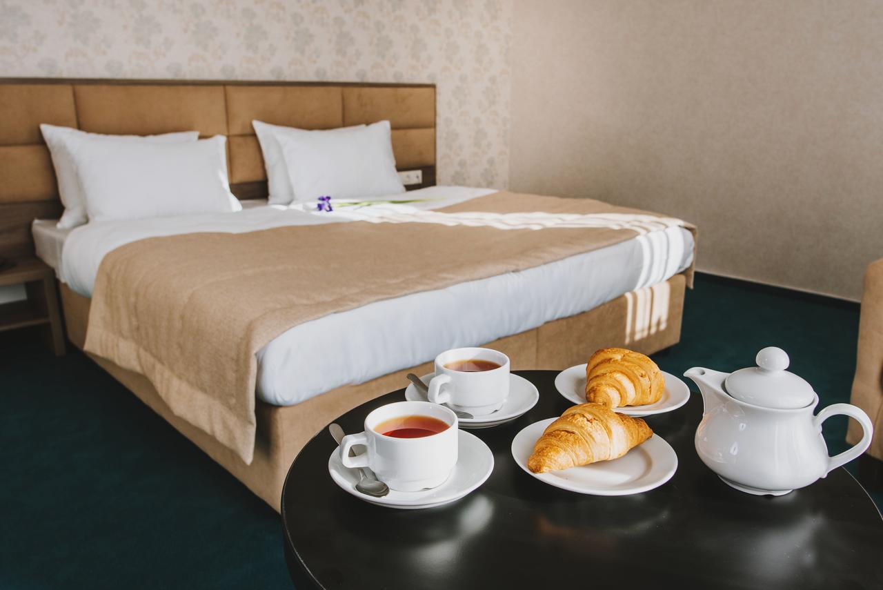 טרוסקבץ Hotel Alkor מראה חיצוני תמונה